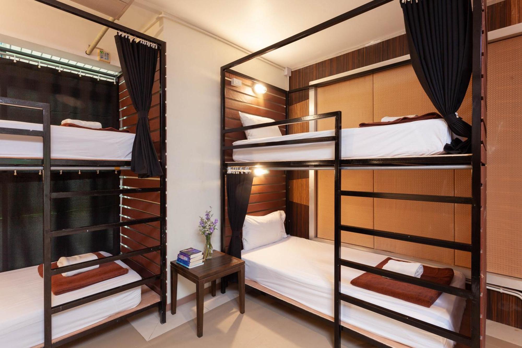 The Beachfront Hostel Amphoe Koksamui Екстер'єр фото