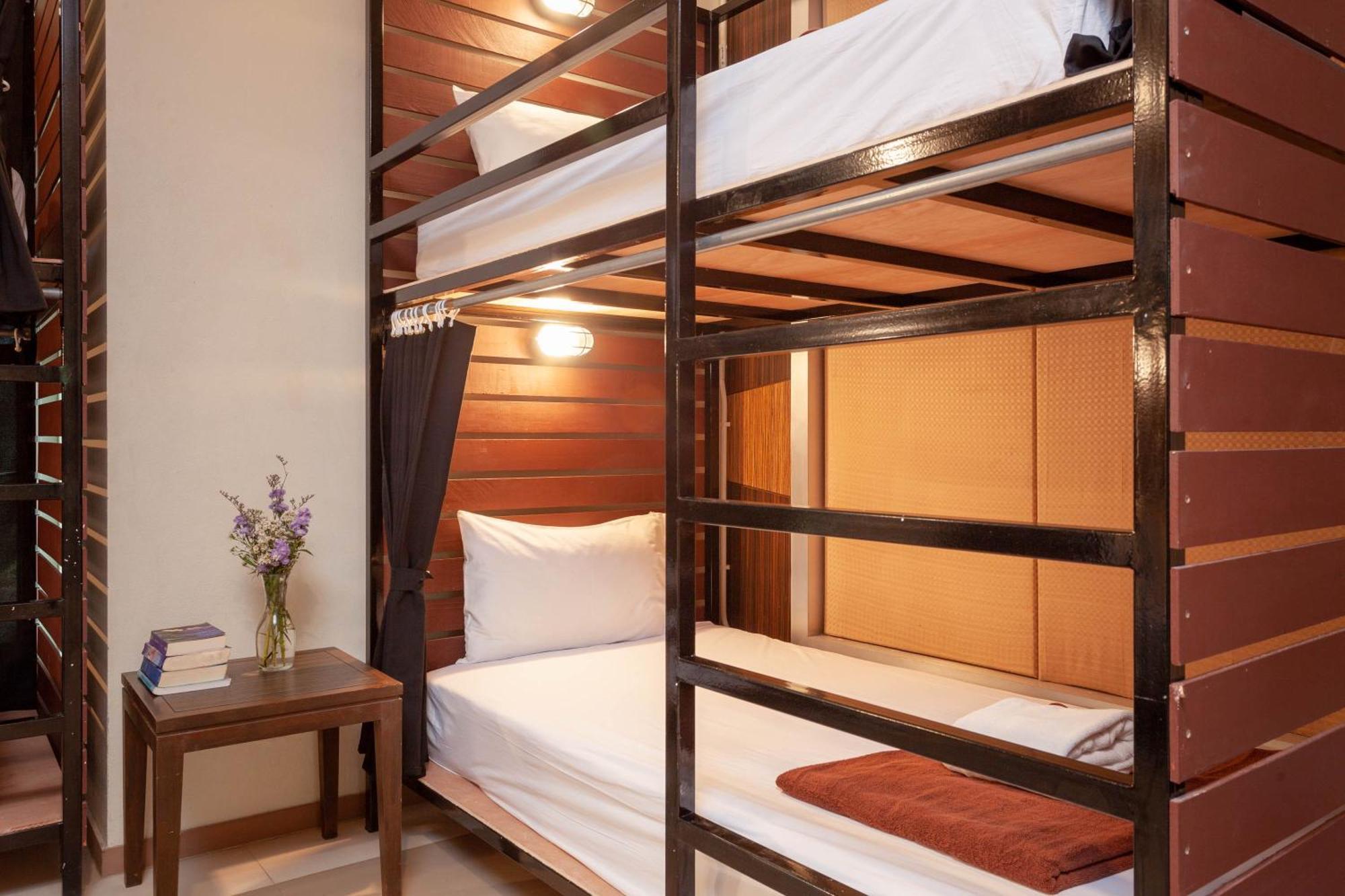 The Beachfront Hostel Amphoe Koksamui Екстер'єр фото